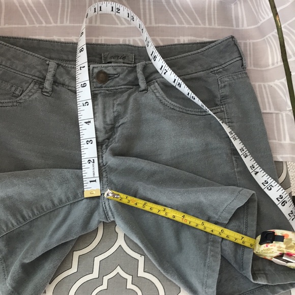 Aerie soft Denim Short - Picture 7 of 7
